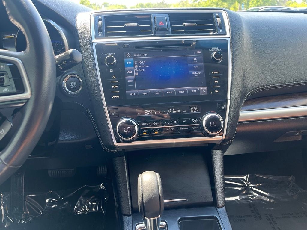 2018 Subaru Outback 2.5i Touring AWD | Moonroof | BLIS | Adaptive Cruise