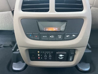 2016 Honda Pilot Touring AWD | Moonroof | Heated Seats | Power Lifgtgate