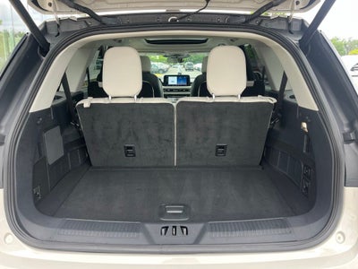 2025 Lincoln Aviator Premiere | Pano Moonroof | Bluecruise Equip | Co-Pilot360 2