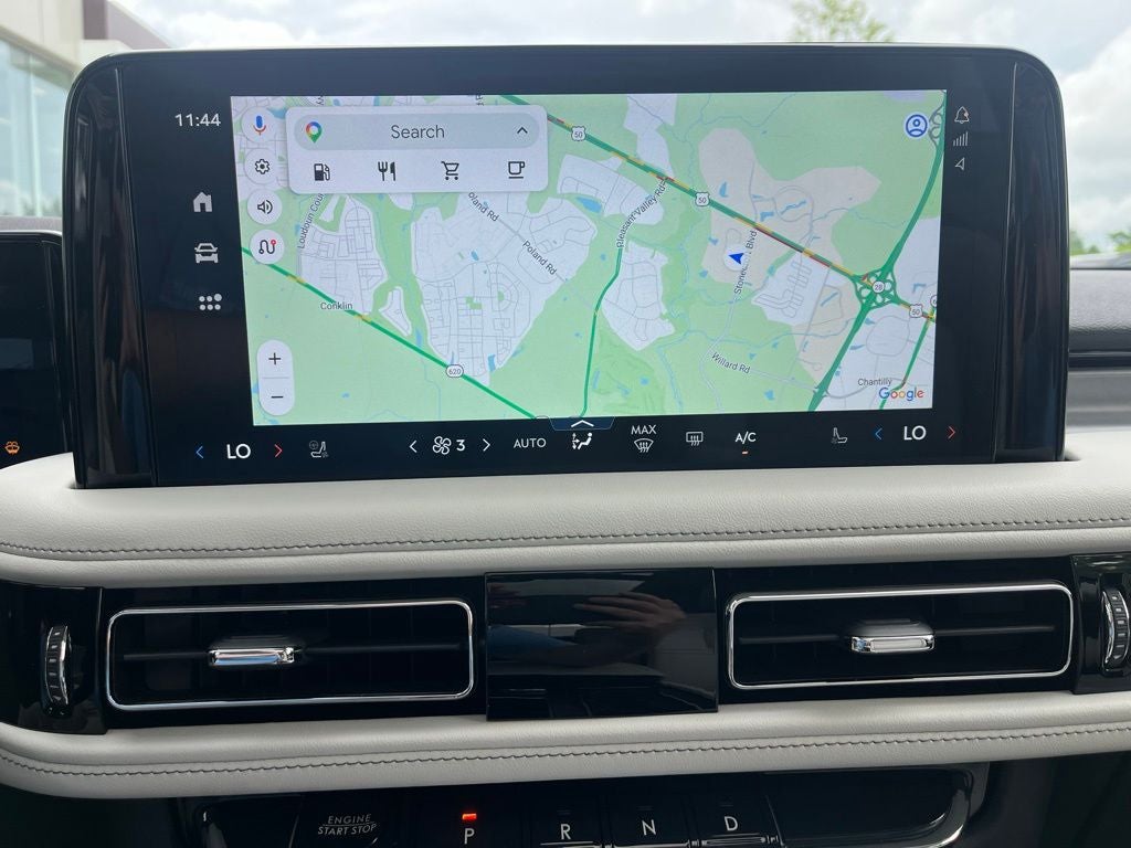 2025 Lincoln Aviator Premiere | Pano Moonroof | Bluecruise Equip | Co-Pilot360 2