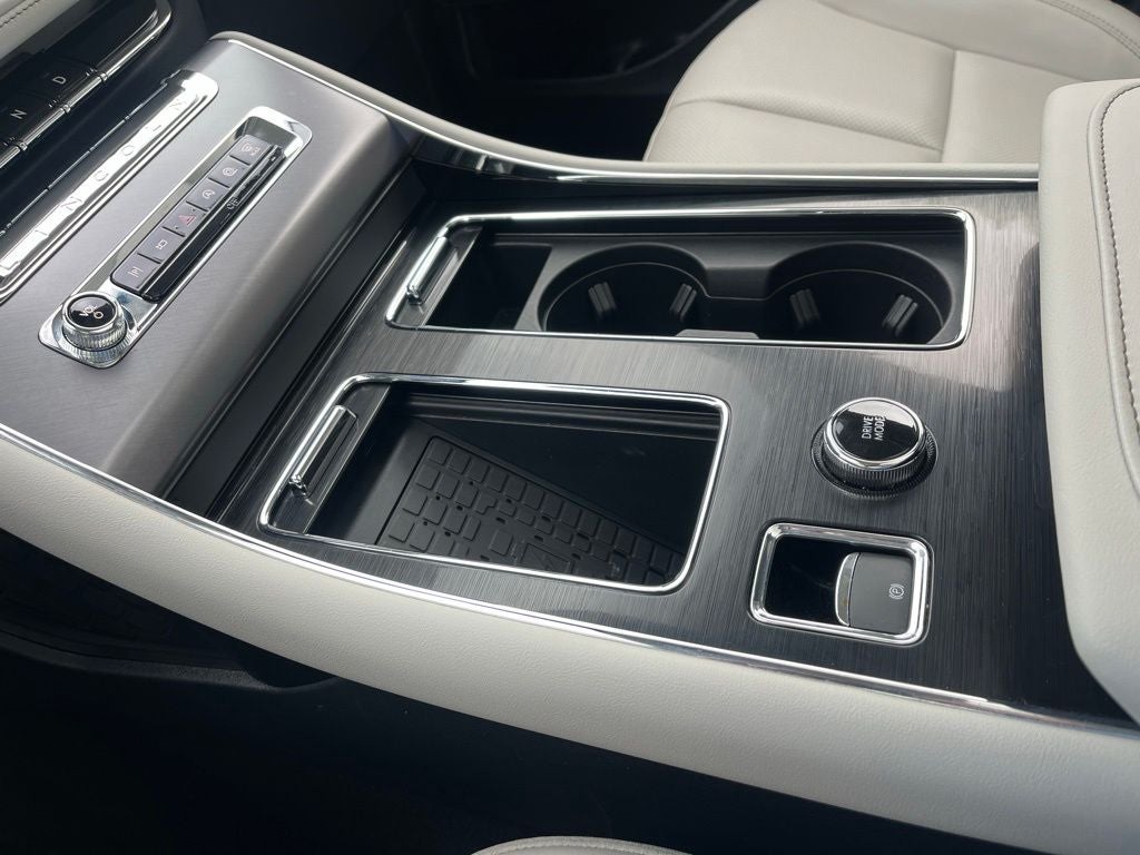 2025 Lincoln Aviator Premiere | Pano Moonroof | Bluecruise Equip | Co-Pilot360 2