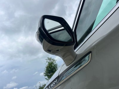 2025 Lincoln Aviator Premiere | Pano Moonroof | Bluecruise Equip | Co-Pilot360 2