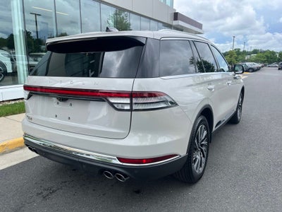 2025 Lincoln Aviator Premiere | Pano Moonroof | Bluecruise Equip | Co-Pilot360 2