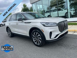 2025 Lincoln Aviator Premiere | Pano Moonroof | Bluecruise Equip | Co-Pilot360 2