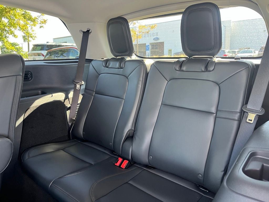 2026 Lincoln Aviator Premiere AWD | Jet Pkg | BLIS | Pano Roof