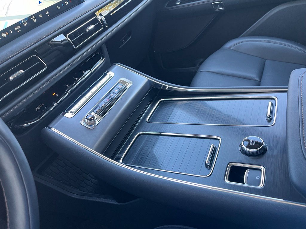 2026 Lincoln Aviator Premiere AWD | Jet Pkg | BLIS | Pano Roof
