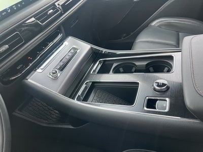 2025 Lincoln Aviator Premiere AWD | Pano Roof | 360 Camera | 21" Wheels