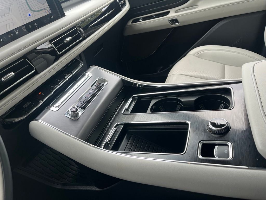 2025 Lincoln Aviator Premiere AWD | Pano Roof | 360 Cam | BLIS