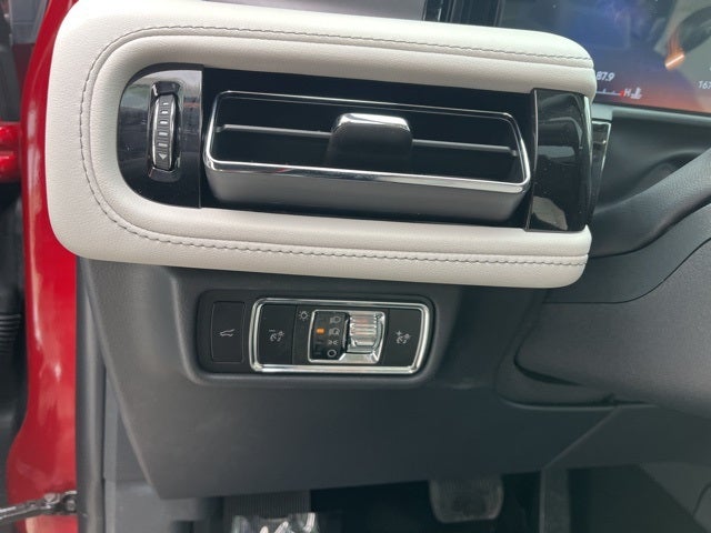 2025 Lincoln Aviator Premiere AWD | Pano Roof | 360 Camera | Jet Appear Pkg