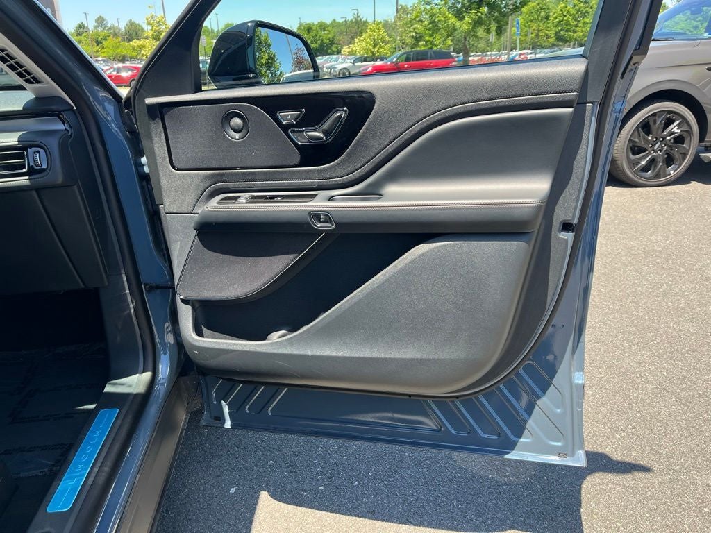 2026 Lincoln Aviator Premiere III AWD | Pano Roof | 360 Cam | BLIS | HUD