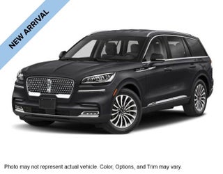 2022 Lincoln Aviator Standard | Elements Pack | Trailer Tow Pack | Pano Moonroof