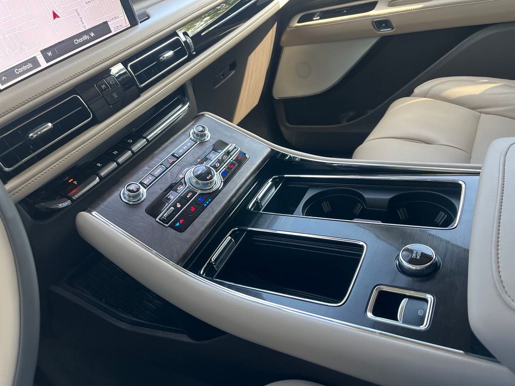 2023 Lincoln Aviator Reserve AWD | Pano Roof | 360 Cam | BLIS | Luxury Pkg
