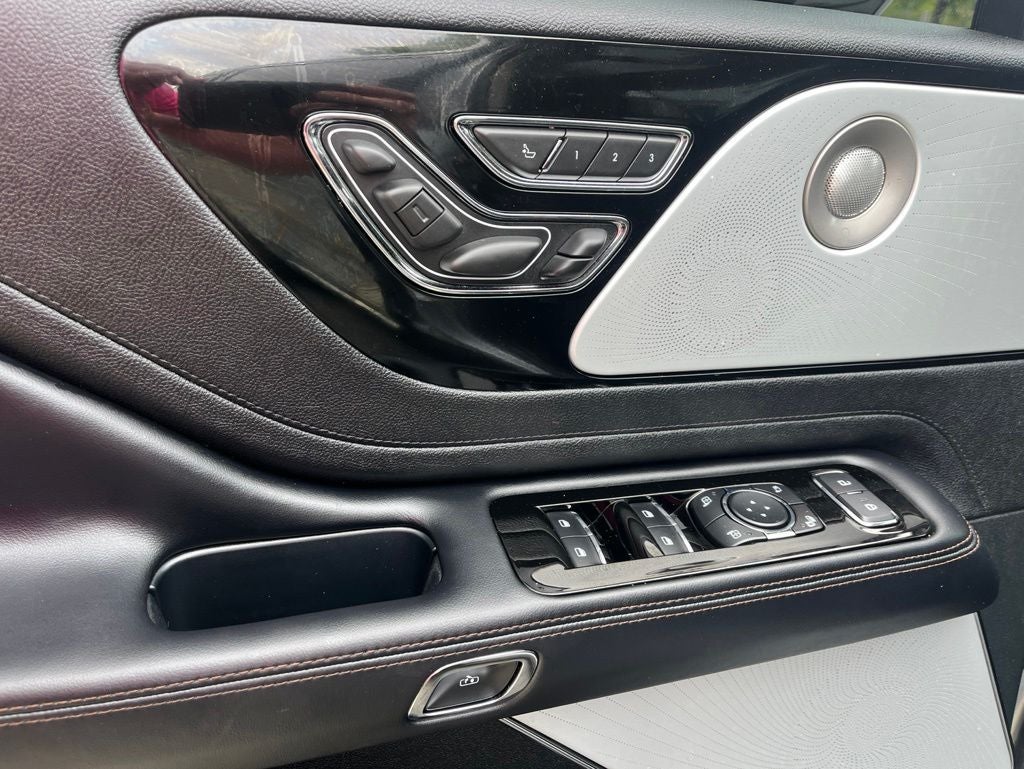 2023 Lincoln Aviator Reserve AWD | Pano Roof | 360 Cam | Luxury Pkg