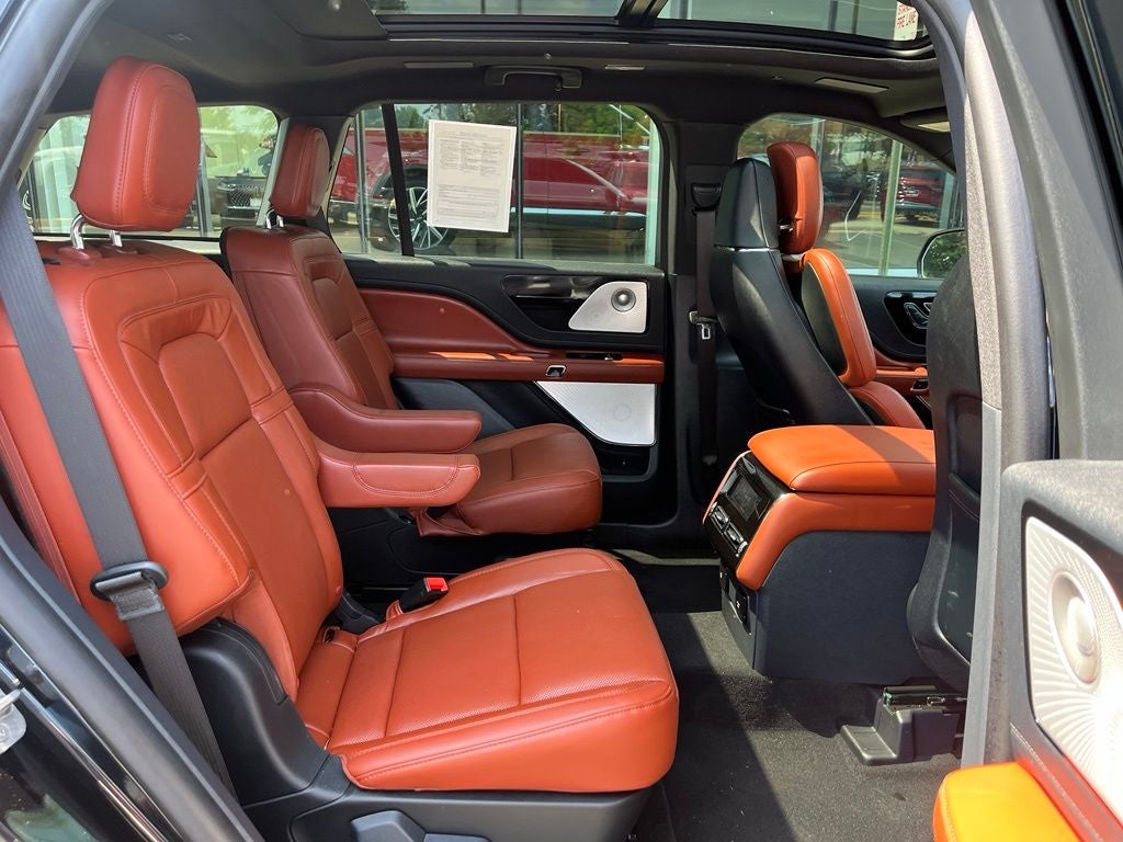 2026 Lincoln Aviator Reserve 4WD | Pano Roof | 360 Cam | Lux Pkg | Jet Pkg