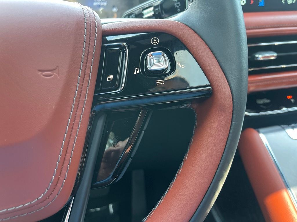 2026 Lincoln Aviator Reserve 4WD | Pano Roof | 360 Cam | Lux Pkg | Jet Pkg
