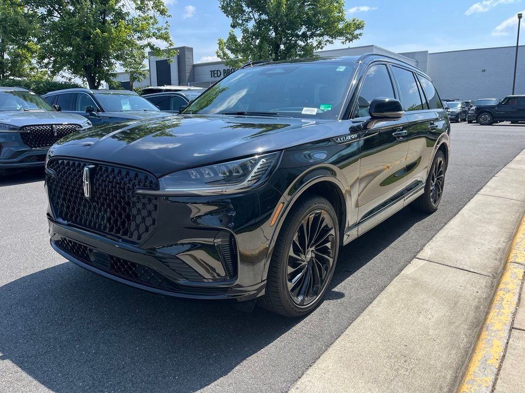 2026 Lincoln Aviator Reserve 4WD | Pano Roof | 360 Cam | Lux Pkg | Jet Pkg