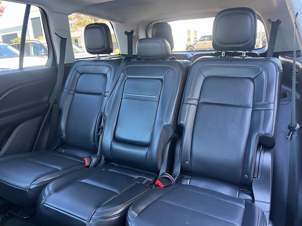 2026 Lincoln Aviator Reserve AWD | Pano Roof | HUD | Low Miles | BLIS
