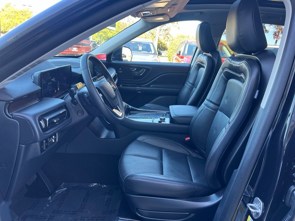 2026 Lincoln Aviator Reserve AWD | Pano Roof | HUD | Low Miles | BLIS