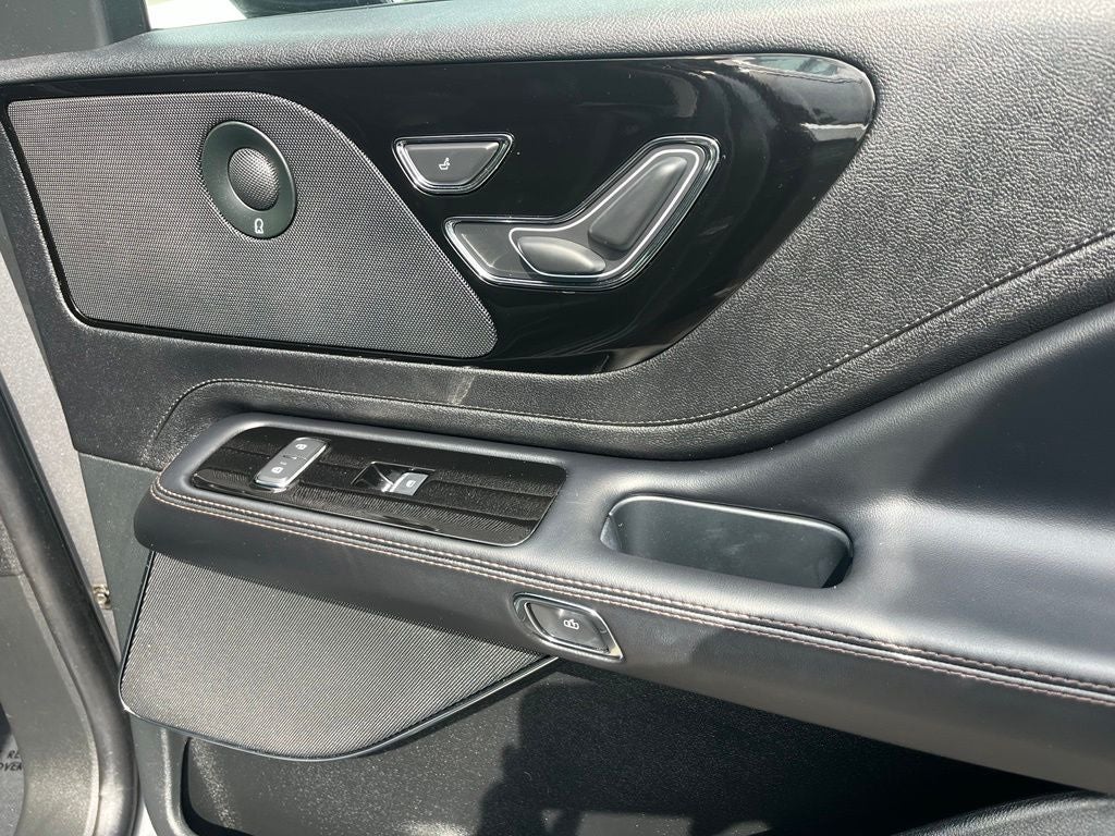 2023 Lincoln Aviator Reserve AWD | Pano Roof | 360 Cam | BLIS | Elements Pkg+