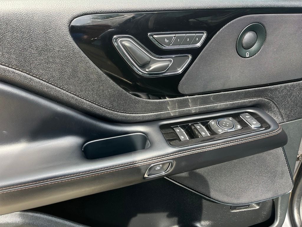 2023 Lincoln Aviator Reserve AWD | Pano Roof | 360 Cam | BLIS | Elements Pkg+