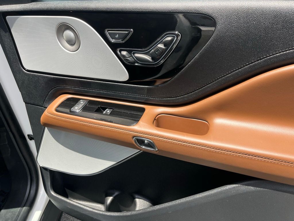 2023 Lincoln Aviator Reserve AWD | Pano Roof | 360 Cam | BLIS | Luxury Pkg