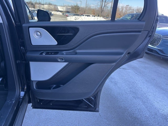 2025 Lincoln Aviator Reserve II AWD | Pano Roof | 360 Camera | Lux Pkg