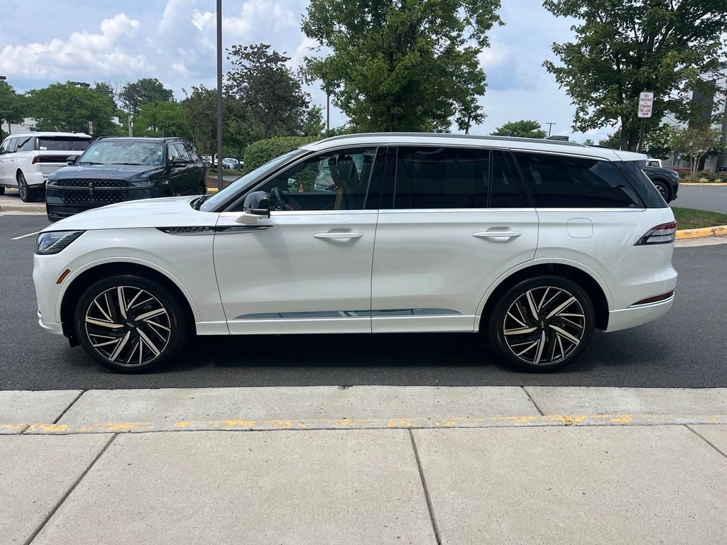 2026 Lincoln Aviator Black Label AWD | Pano Roof | 360 Cam | BLIS | HUD
