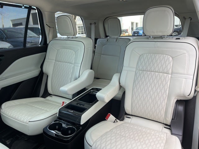 2023 Lincoln Aviator Black Label AWD | Pano Roof | 360 Camera | Handling Pkg