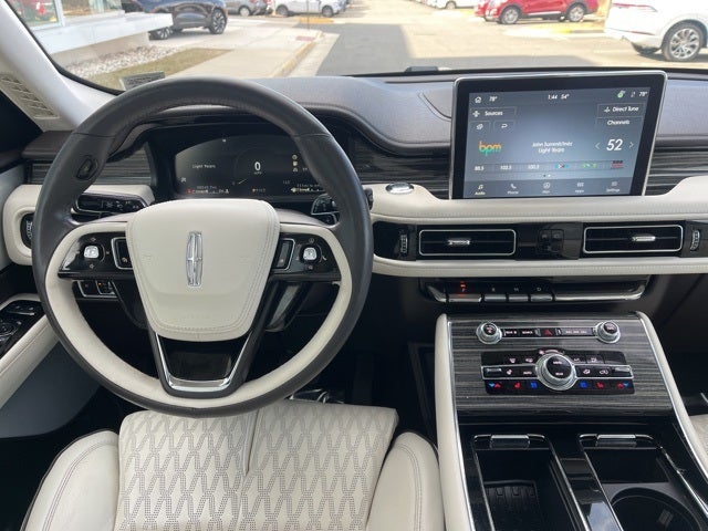 2023 Lincoln Aviator Black Label AWD | Pano Roof | 360 Camera | Handling Pkg