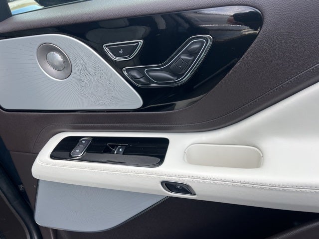 2023 Lincoln Aviator Black Label AWD | Pano Roof | 360 Camera | Handling Pkg