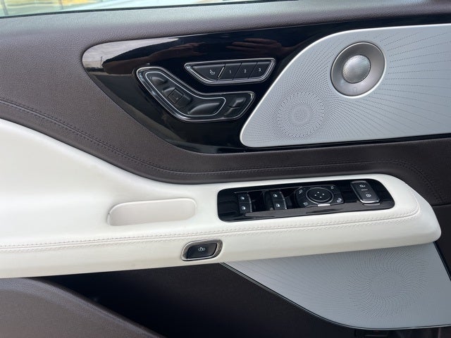 2023 Lincoln Aviator Black Label AWD | Pano Roof | 360 Camera | Handling Pkg