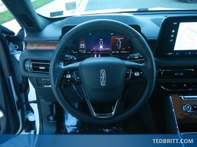 2025 Lincoln Aviator Black Label AWD | Jet Appear Pkg | Pano Roof | 360 Camera