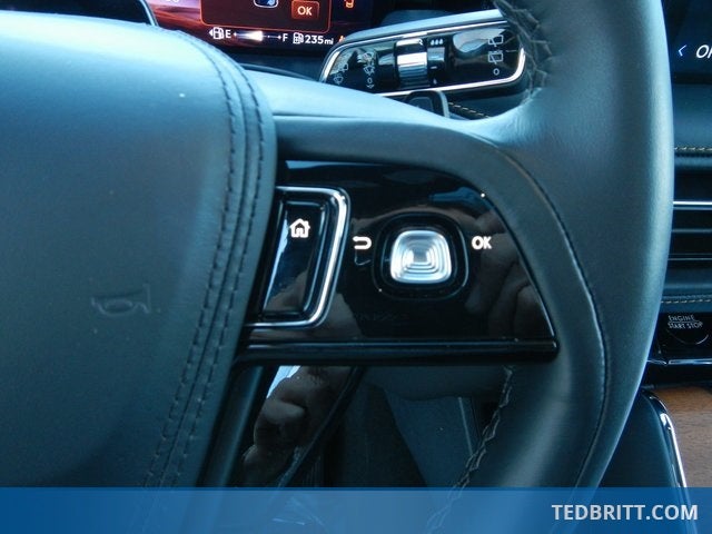 2025 Lincoln Aviator Black Label AWD | Jet Appear Pkg | Pano Roof | 360 Camera