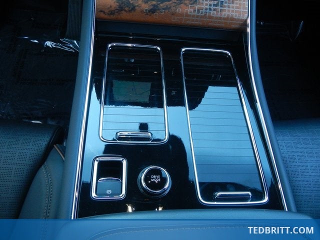 2025 Lincoln Aviator Black Label AWD | Jet Appear Pkg | Pano Roof | 360 Camera