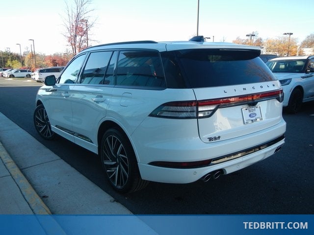 2025 Lincoln Aviator Black Label AWD | Jet Appear Pkg | Pano Roof | 360 Camera