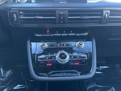 2022 Lincoln Corsair Standard | Elements Pack | Convenience Pack | Pano Moonroof