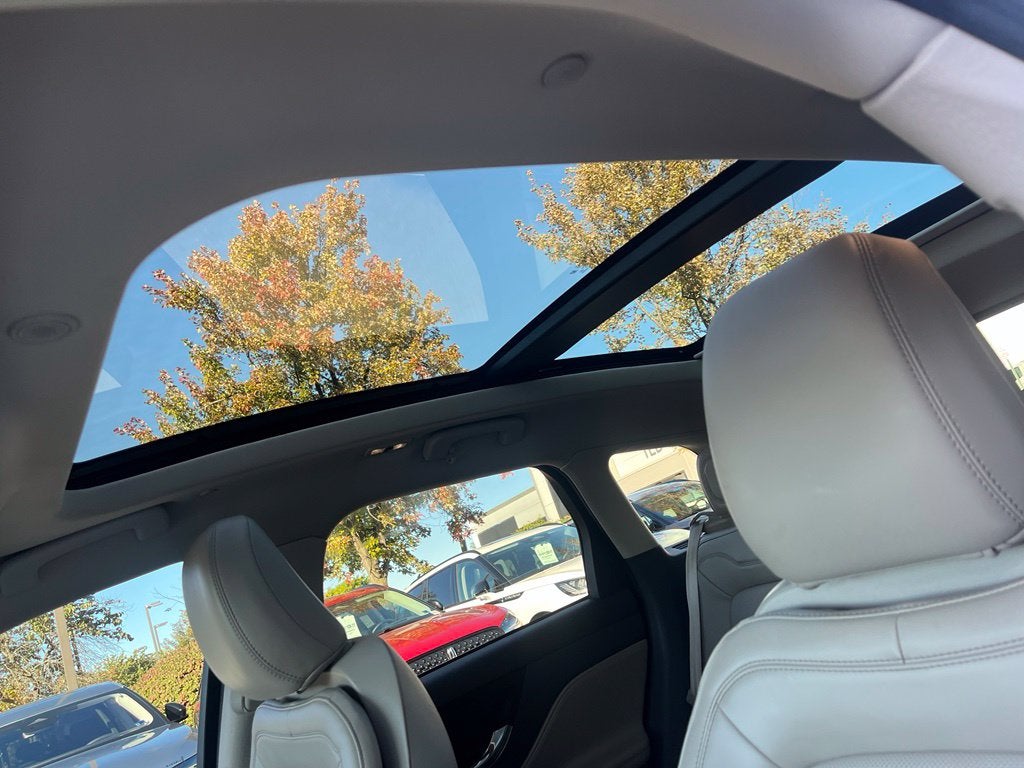 2024 Lincoln Corsair Premiere AWD | Pano Roof | 360 Cam | Htd/Vent Seats