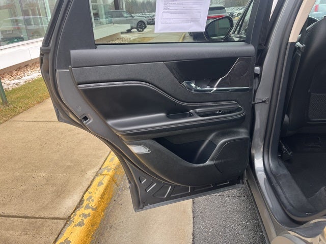 2023 Lincoln Corsair Standard AWD | Pano Roof | 360 Cam | BLIS | Tow Pkg