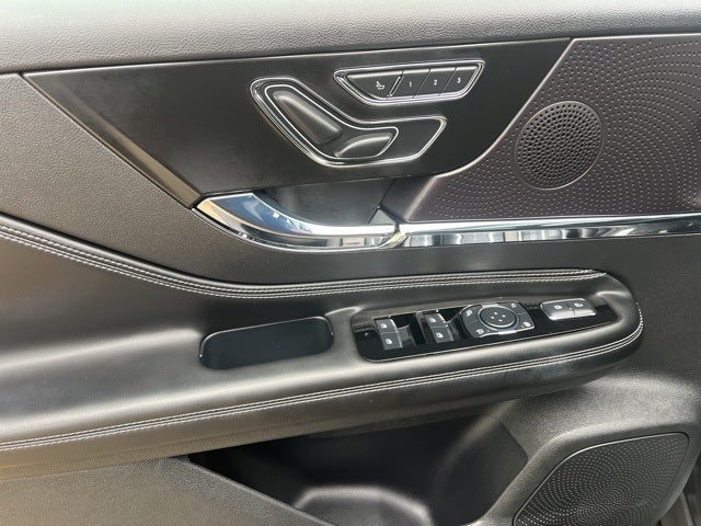 2023 Lincoln Corsair Standard AWD | Pano Roof | 360 Cam | BLIS | Tow Pkg