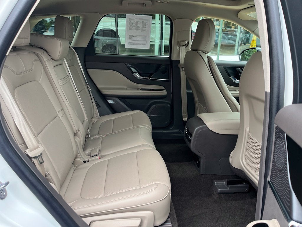 2024 Lincoln Corsair Reserve AWD | Pano Roof | BLIS | LKAS | Htd/Vent Seats