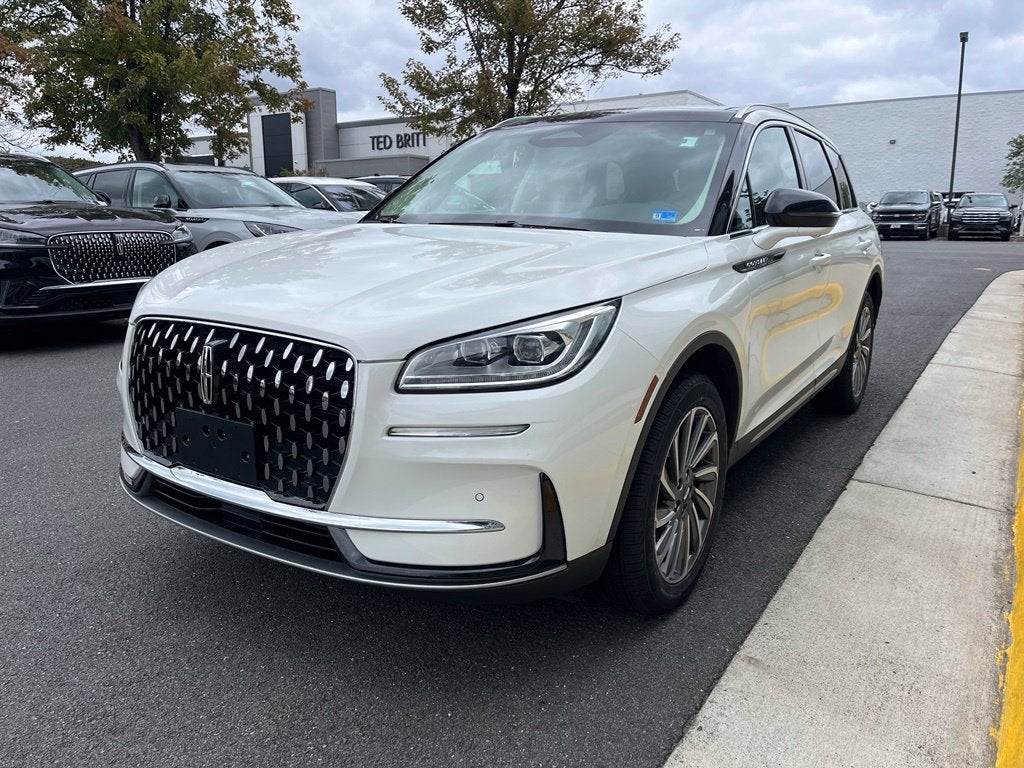 2024 Lincoln Corsair Reserve AWD | Pano Roof | BLIS | LKAS | Htd/Vent Seats