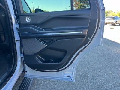 2025 Lincoln Navigator Reserve 4WD | Pano Roof | 360 Cam | BLIS | Jet Pkg