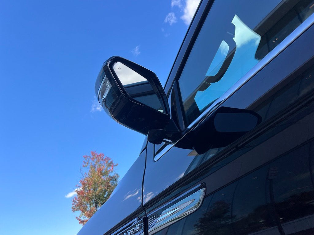 2024 Lincoln Navigator Reserve 4WD | Lux Pkg | Monochromatic Pkg | HUD | 360 Cam