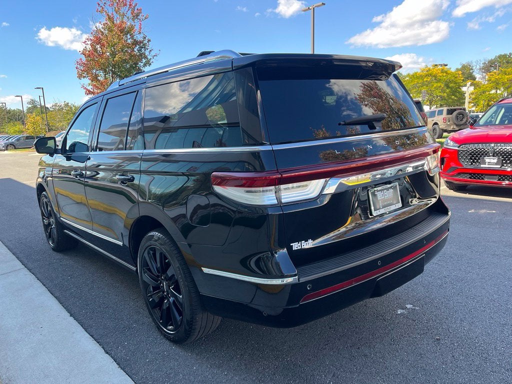 2024 Lincoln Navigator Reserve 4WD | Lux Pkg | Monochromatic Pkg | HUD | 360 Cam