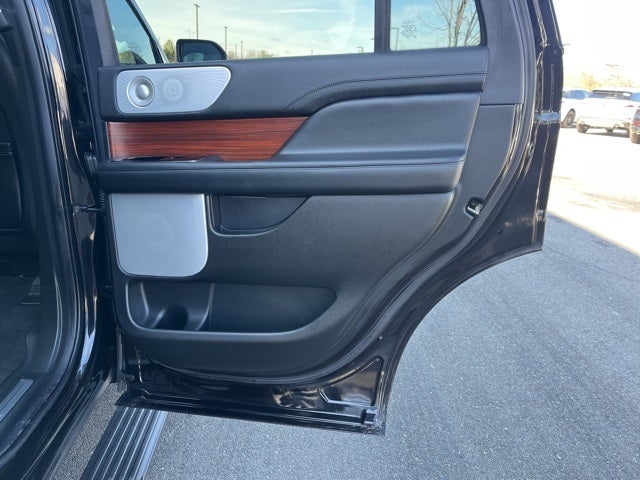 2021 Lincoln Navigator Reserve 4WD | Pano Roof | 360 Cam | BLIS | Lux Pkg