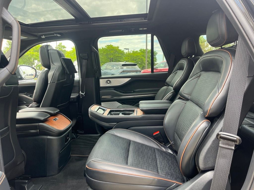 2025 Lincoln Navigator Black Label 4WD | 1 Owner | Pano Roof | BLIS | 360 Cam