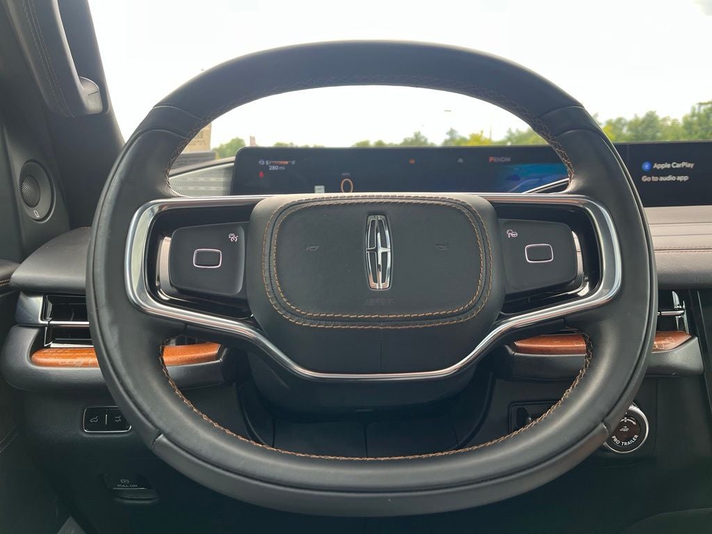 2025 Lincoln Navigator Black Label 4WD | 1 Owner | Pano Roof | BLIS | 360 Cam