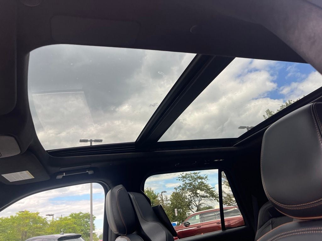 2025 Lincoln Navigator Black Label 4WD | 1 Owner | Pano Roof | BLIS | 360 Cam