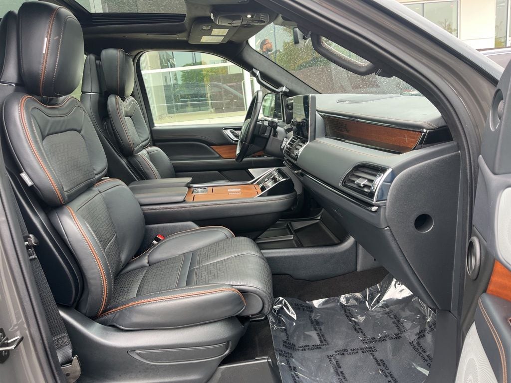 2023 Lincoln Navigator Black Label Special Eddition 4WD | Pano Roof | HD Tow Pkg
