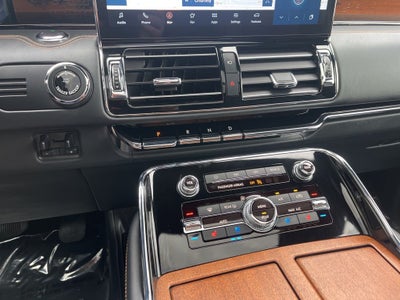 2023 Lincoln Navigator Black Label Special Eddition 4WD | Pano Roof | HD Tow Pkg